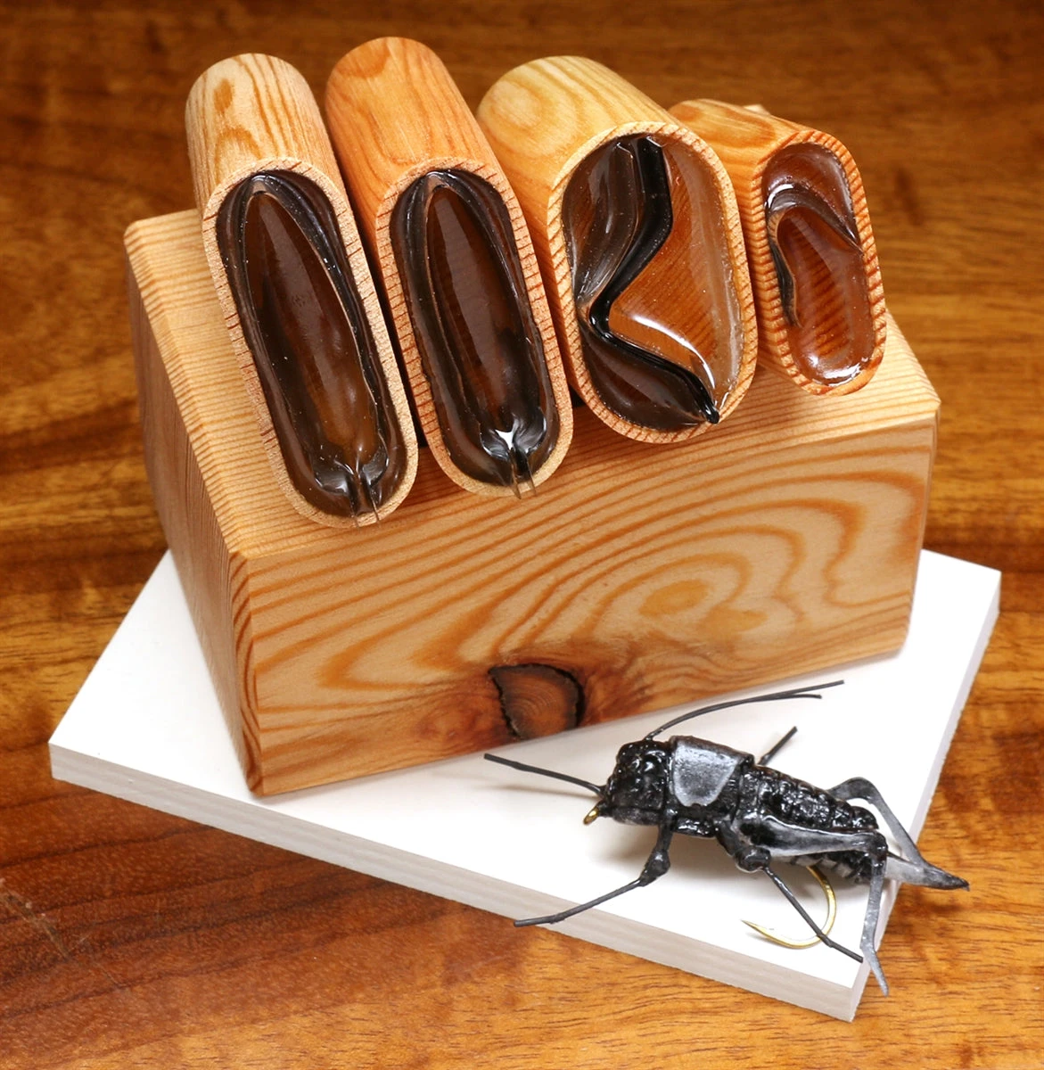 Hareline Tomsu's Supreme Cricket Foam Body Cutter 1 Hareline Tomsu's Supreme Cricket Foam Body Cutter