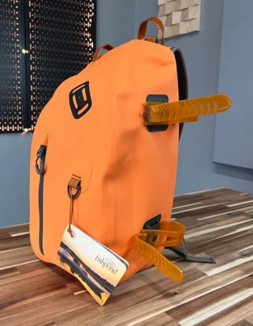 Fishpond Thunderhead Submersible Sling - Image 3
