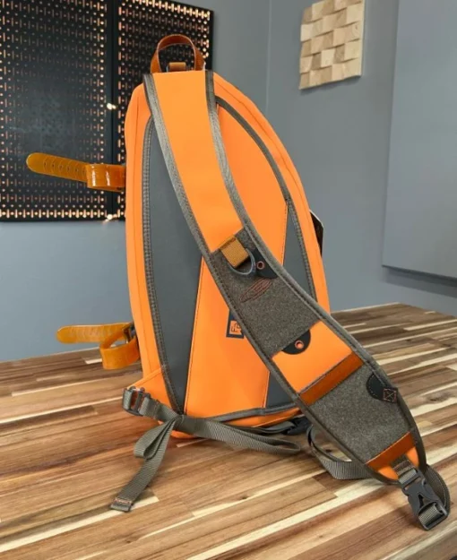 Fishpond Thunderhead Submersible Sling - Image 4
